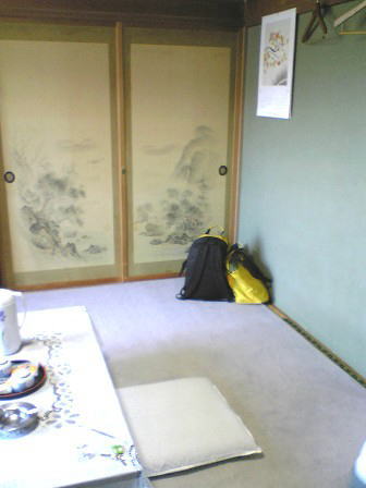 青森県百沢温泉旅館部竹の間室内
