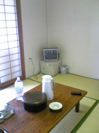 岩手県須川高原温泉旅館自炊部６１６号室室内