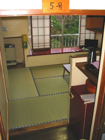 福島　岳の湯　５号室内