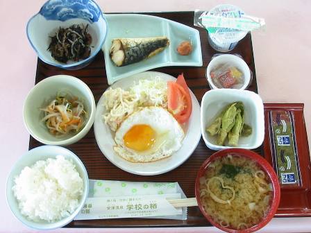 秋田　学校の栖　朝食