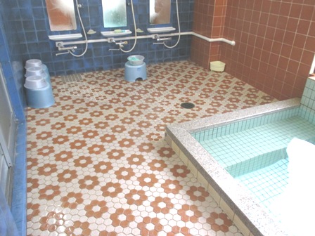 兵庫　松の湯　男性浴室内