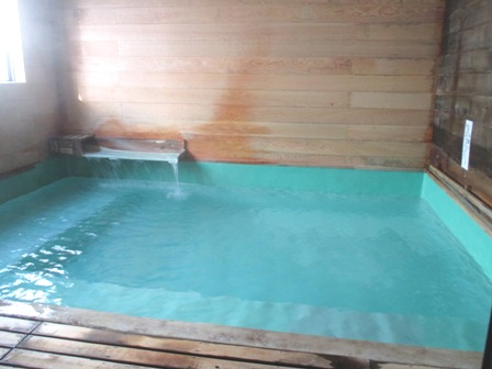 岩手　須川高原温泉旅館　霊泉の湯浴室内