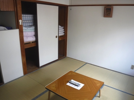 福島　岳の湯　１１号室内