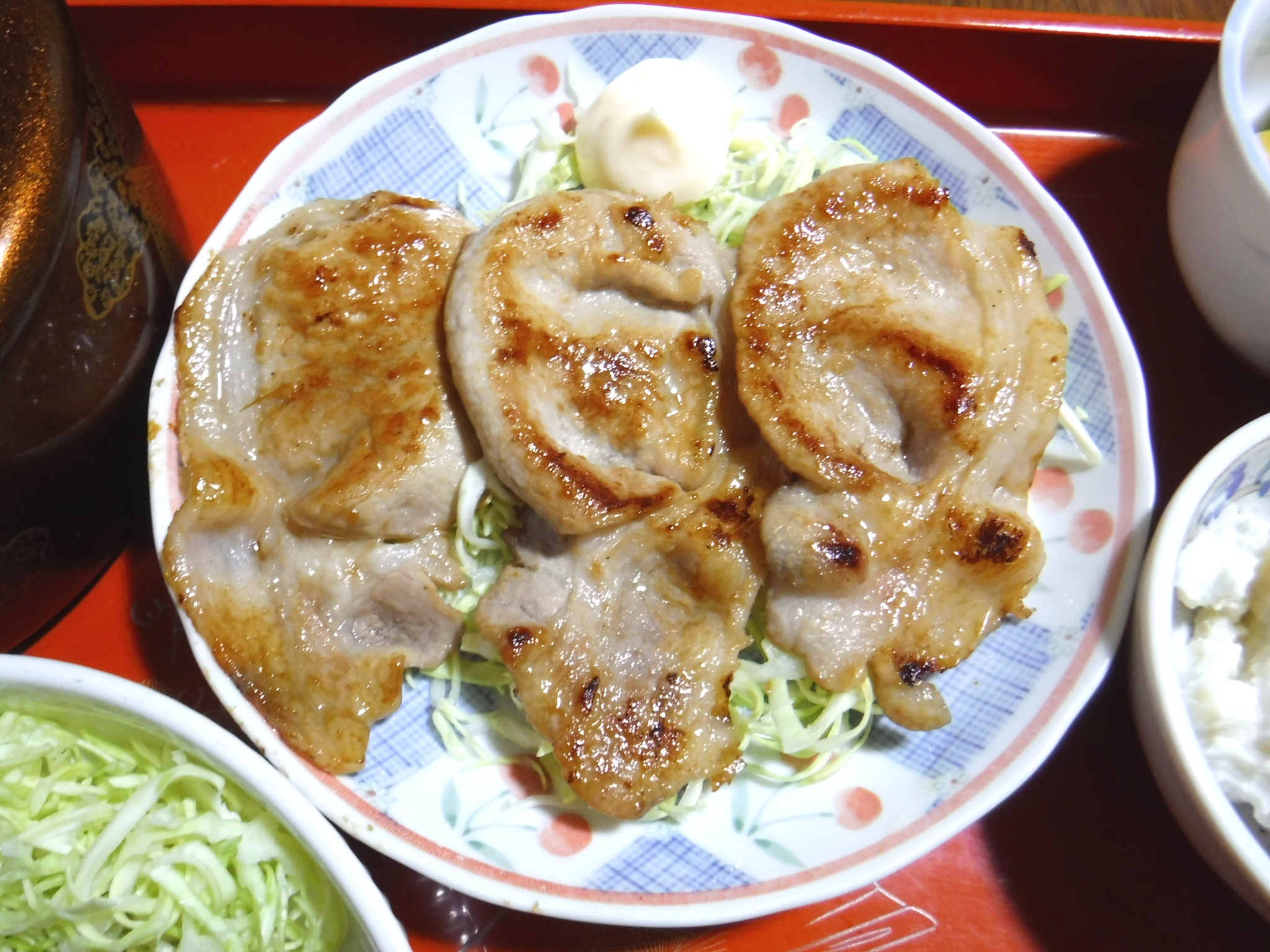 山形　民宿武蔵　夕食豚みそ漬け焼き