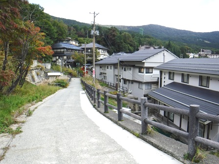 山形　蔵王温泉　道